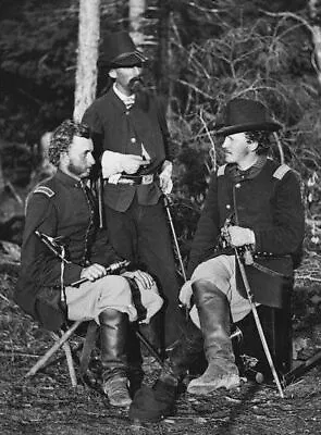 1862 George Armstrong Custer PHOTO Holding Colt Revolver And Sword! Civil War • $5.68