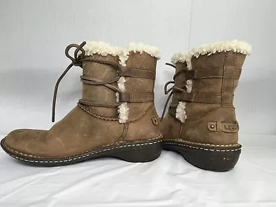 UGG Womens Caspia 1932 Brown Leather Lace Up Ankle Shearling Boots Size 7 • $19.95