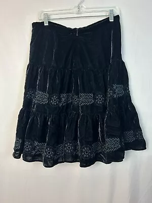 Black Velvet Skirt Size M Embroidered • $19.99