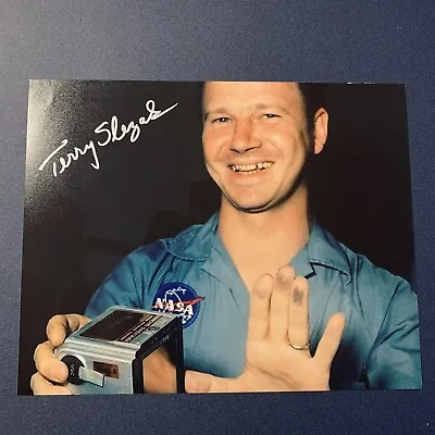 TERRY SLEZAK SIGNED 8x10 PHOTO NASA PHOTOGRAPHER TOUCHED MOON DUST AUTOGRAPH COA • $33.99