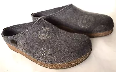 HAFLINGER SPIRIT Womens EU41 US10 Gray Wool Felt CLOGS SLIP ON SHOES Embroidered • $43