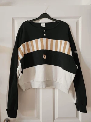 £3 • Buy Reebok X Gigi Hadid Sweatshirt. Size L