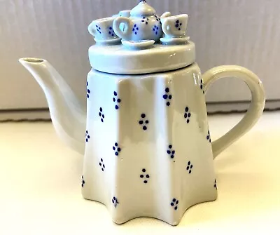 Mini Teapot With Tea Set Table Top Lid • $10