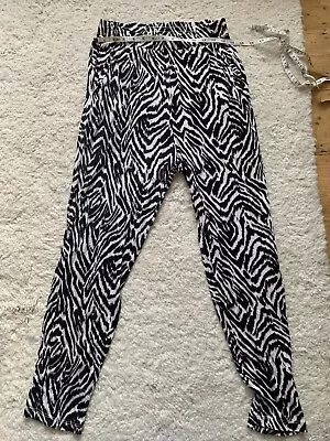 H&M Zebra Print Trousers Harem Stretch Waist Women’s Size S Waist 28 • £5