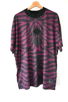 Boohoo Man T Shirt Black Purple Zebra Short Sleeves Crew Neck Streetwear Man L • $17
