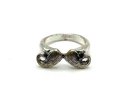 Silver Plated Moustache Style Ring Size 8 • $9.49