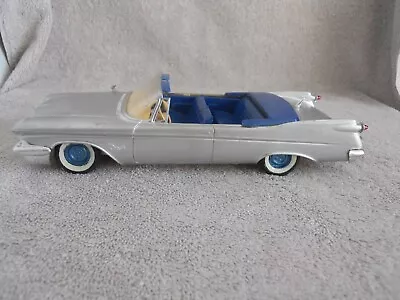 1960 Smp Chrysler Imperial Convertible Built Kit 1/25 Th Scale • $28.95