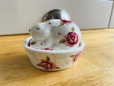£72 • Buy Emma Bridgewater Rose & Bee Bunny On Basket First Quality