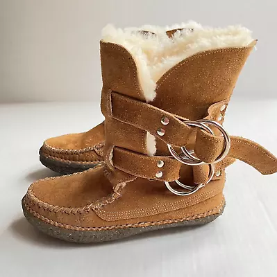 Quoddy Double Ring Twin Strap Shearling Boots 6.5 Toffee Suede Leather Sheepskin • £134.94