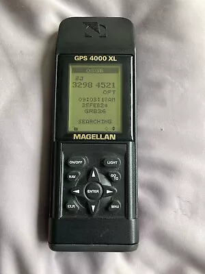 Magellan GPS 4000 XLBlack 2.3  LCD Handheld Satellite Navigator & Case • £45