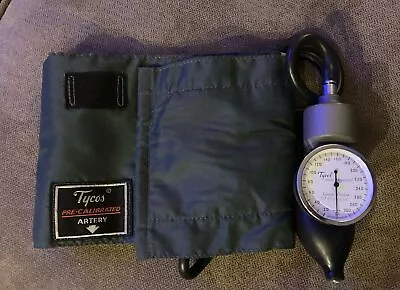 Vintage Tycos Blood Pressure Cuff & Sphygmomanometer Dr Bag Medical • $9.99