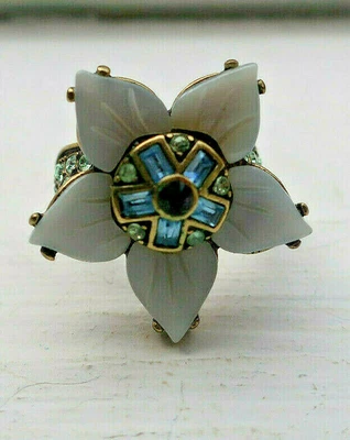 $54.75 • Buy HEIDI DAUS VTG. Retired SWAROVSKI CRYSTAL RING Size 7.75 Gold Tone White Flower 