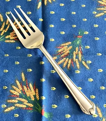 Mikasa 18/0 Stainless Flatware CLASSICO SATIN 1 Meat Serving Fork • $5.40