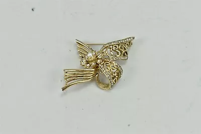 Vtg Signed Hattie Carnegie Gold Tone Rhinestone Faux Pearl Brooch/Pin • $42.95