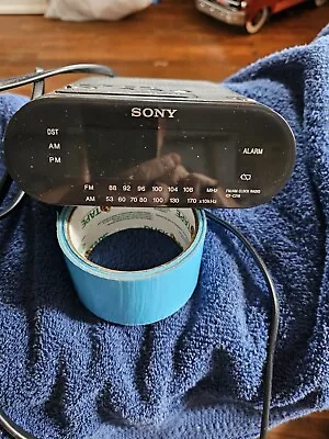 Sony Dream Machine Clock Radio - Black (ICFC218) • $12.50