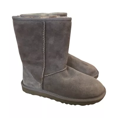 UGG Women's Classic Short Charcoal Gray Suede Boots 5825 Sz. 5 • $38.69