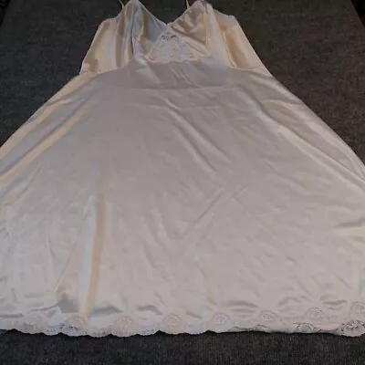 Sears Slip Womens 42 White Lace Satin Stain On Back Adjustable Strap V-Neck • $29.99