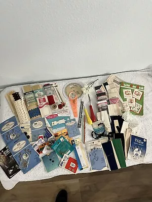 Vintage Lot Of Sewing Items Seam Binding Hem Facing Crochet And Rug Hooks How To • $6.50