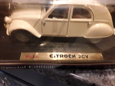 $19.99 • Buy Maisto 1/18 Scale Model Car 31835 - 1952 Citroen 2CV - Cream