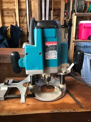 MAKITA 3612C PLUNGE ROUTER 3-1/4 H.P. 115 VOLT 9000-23000 RPM NICE Used • $311.60