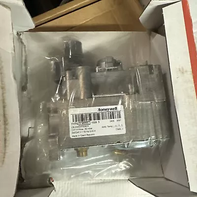 Honeywell V4600c1029u Gas Valve Genuine Brand New In Original Box • £65