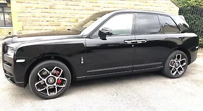 Rolls Royce Cullinan Wedding & Prom Limousine Car Hire Leeds Yorkshire. • £1995