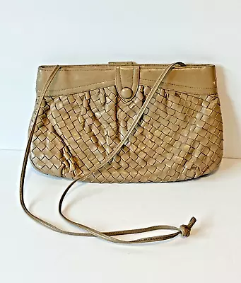 Vintage Morris Moskowitz Woven Tan Taupe Convertible Clutch Shoulder Bag • $15