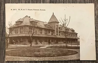 MK&T Depot Parsons KS Kansas RR Railroad Labette County Vintage Postcard LL42 • $15