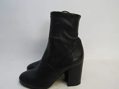 VIA SPIGA Womens Size 8.5 M Black Leather Zip Ankle Fashion Boots Bootie • $34.19