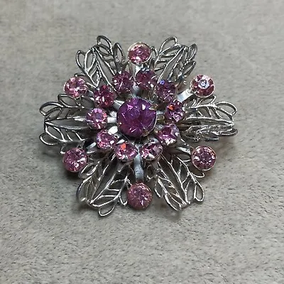 Delicate Vintage Pink Rhinestone Brooch • $1.25