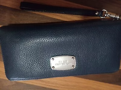 MICHAEL KORS Jet Set Travel Saffiano  Navy Blue Leather Wallet Wristlet Zip Up • $28