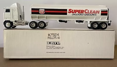 Ertl Phillips 66 Transport Tanker Truck Semi & Trailer 1:64 #7524 18 Wheeler • $9.99