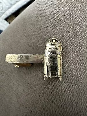 Republic Commercial Coffee Maker Machine Vintage SMALL Tie Bar Clip Du-Kane • $30