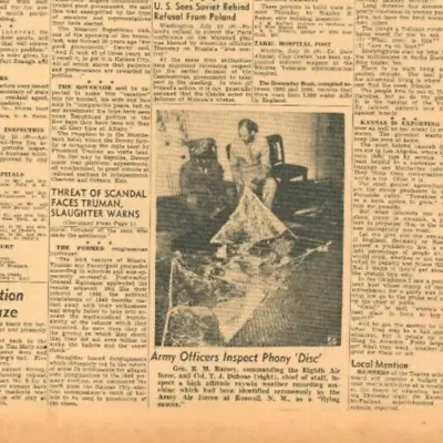 UFO Roswell Original Newspaper July 10 1947 Army Officers Inspect Phony Disc B20 • $949