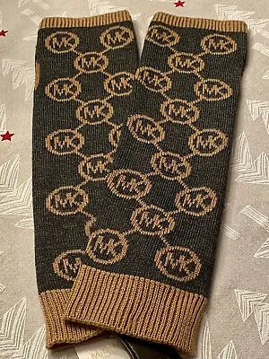 Michael Kors GLOVES Fingerless CAMEL & GRAY Knit Circa Logo Women’s Size OS NWT • $34