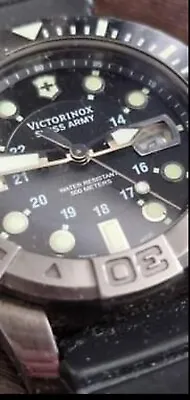 £300 • Buy Victorinox Swiss Army Divers 241426 Watch FAULTY