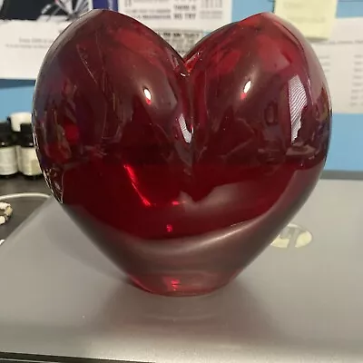 Red Heart Glass Vase  • $0.99