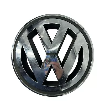 Volkswagen Front Grille Emblem Jetta Passat 2006-2010 1K5 853 600  • $30