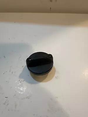 1989 Yamaha FZR600 Engine Oil Cap Cover Lid Fair Used 924006 • $10