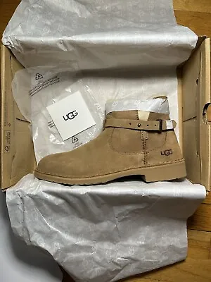 UGG BOOTS SUEDE  Size 9 Low Ankle • $100