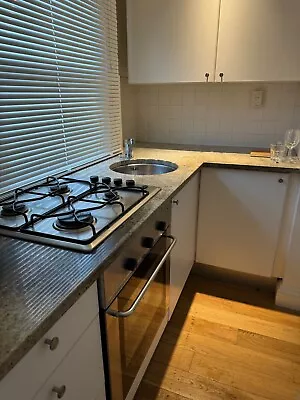 IKEA Whirlpool Kitchen L-Shaped Oven/Hob/Sink - White And Stone Worktop • £1