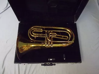 Quality! King 1124 U.s.a. Marching Baritone Horn + Case • $229.99