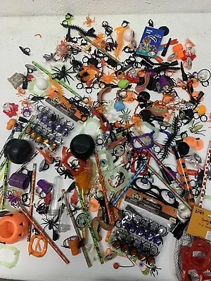 Vintage Halloween Party Favors • $10