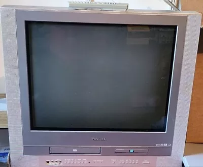 $295 • Buy Toshiba 25”Retro Gaming  TV VCR VHS/DVD Player Combo  A/V Inputs Has Remote ....