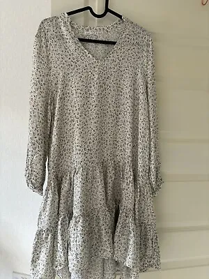 Oysho Dress Size M Peplum Zara Group • £7.99