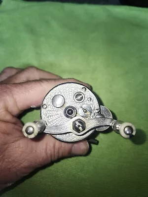 Vintage Pflueger Summit 1993 Fishing Reel • $5