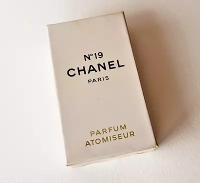 CHANEL No 19 Parfum Atomiseur (1/3 Oz) Vintage Formula New Sealed • $135