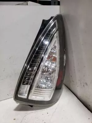 Passenger Right Tail Light Red And Silver Lens Fits 08-10 MAZDA 5 728089 • $63.79