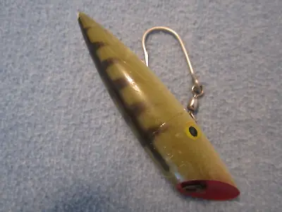 Vintage Unmarked 4 3/4  Salmon Plug Fishing Lure Good Used Condition. • $4.99