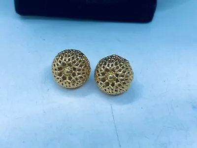 Vtg. Monet Textured Filigree Gold Tone Flowers Small Post Pierced Earrings 383 • $5.50